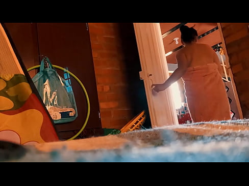 ❤️ U mo ziu mi seguita in a doccia, mi scopa mentre mi pigliu una doccia. ️ Video cazzo  à co.libporno.ru ❌️