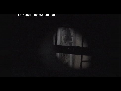 ❤️ Blondie hè videoregistrata in segretu da un voyeur di u quartieru nascostu daretu à i mattoni cavi ️ Video cazzo  à co.libporno.ru ❌️