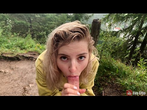 ❤️ Ragazza ingoia cum dopu un pompino publicu - Eva Elfi ️ Video cazzo  à co.libporno.ru ❌️