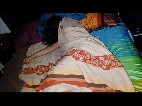 ❤️ Stepson rimprovera a so ghjovana matrigna mentre dorme. ️ Video cazzo  à co.libporno.ru ❌️